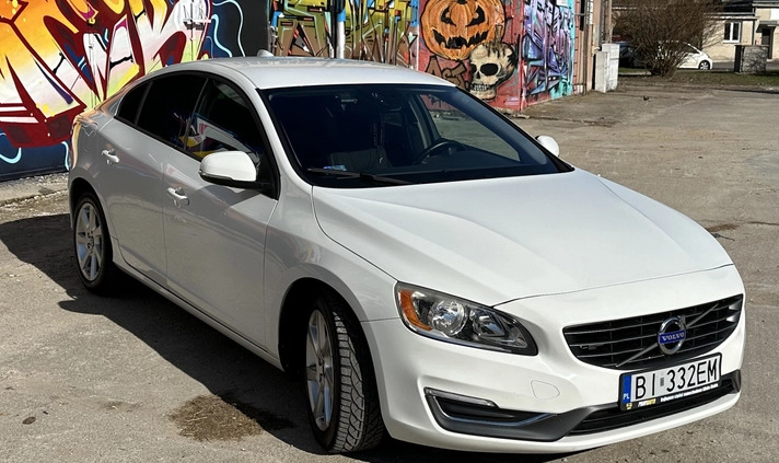 Volvo S60 cena 56000 przebieg: 144500, rok produkcji 2014 z Białystok małe 172